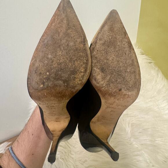 Kate Spade Black Suede Gold Cap Toe Pointy Pumps Womens Sz 6.5B Party Fancy - Picture 14 of 16